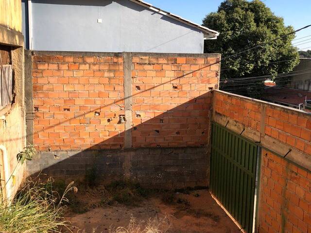 #52 - Casa para Venda em Belo Horizonte - MG